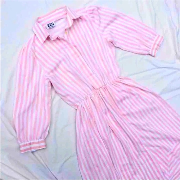 Vintage 1950’s shirt dress R.E.O. pink & white stripes. Measurements reflect Sm. - Picture 3 of 4
